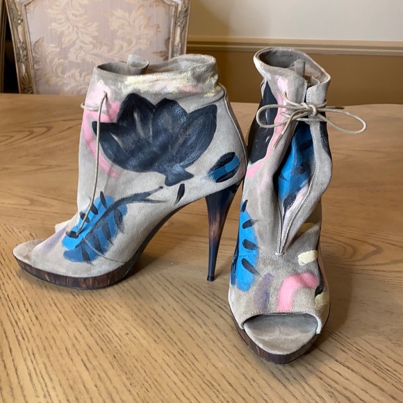 😂 Authentic Burberry Limited Edition Heel Ankle boots - Picture 1 of 10